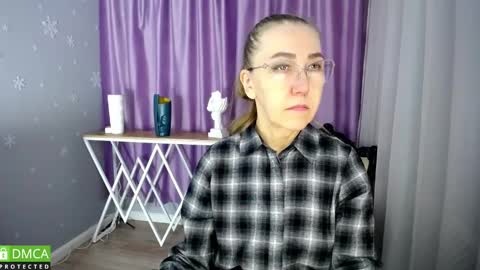 Snapshot of _greybunny_ chatting on January 27, 2025, 7:56 am _greybunny_ online show from January 27, 2025, 7:56 am