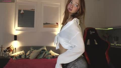 Snapshot of _guesswhat_ chatting on March 11, 2025, 1:23 pm Katarina online show from March 11, 2025, 1:23 pm