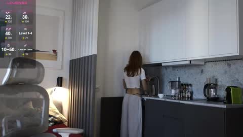 Snapshot of _guesswhat_ chatting on September 28, 2025, 2:00 pm Katarina online show from September 28, 2025, 2:00 pm