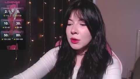 Tori online show from February 25, 2025, 8:47 am