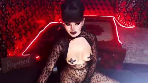 Snapshot of _hailyourqueenx chatting on January 13, 2025, 2:28 am GoDDess Chloe online show from January 13, 2025, 2:28 am