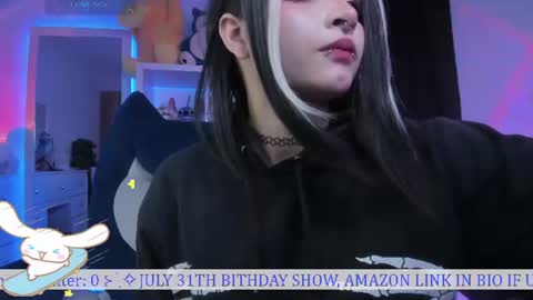Snapshot of _heavenly_blue_ chatting on June 29, 2026, 1:12 am Bluey online show from June 29, 2026, 1:12 am