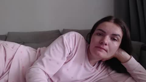Criss4u online show from June 9, 2026, 5:41 am