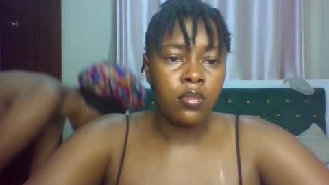 _honey_bloom online show from February 22, 2026, 8:02 am