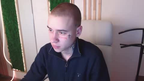 Snapshot of _honeyberry_ chatting on March 4, 2026, 8:59 pm _honeyberry_ online show from March 4, 2026, 8:59 pm