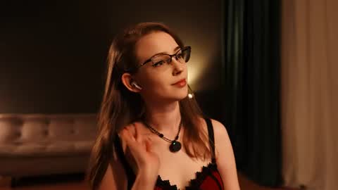 Snapshot of _ilso_ chatting on August 7, 2026, 4:42 pm stefania stesha stef online show from August 7, 2026, 4:42 pm