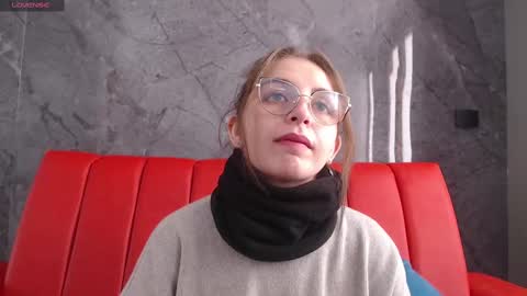 Snapshot of _isaabellaa chatting on October 3, 2025, 2:14 pm Isa online show from October 3, 2025, 2:14 pm