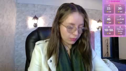 Snapshot of _isaabellaa chatting on November 5, 2025, 11:21 am Isa online show from November 5, 2025, 11:21 am
