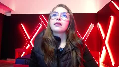 Snapshot of _isaabellaa chatting on December 1, 2025, 11:48 am Isa online show from December 1, 2025, 11:48 am