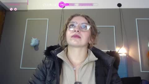 Snapshot of _isaabellaa chatting on February 3, 2026, 12:10 pm Isa online show from February 3, 2026, 12:10 pm