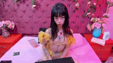 Snapshot of _ivy_luna chatting on November 25, 2025, 12:27 pm Ivy Luna online show from November 25, 2025, 12:27 pm
