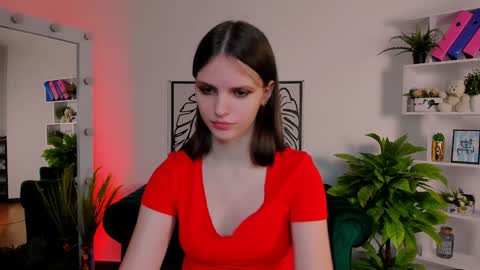 _janet_winston online show from December 4, 2024, 12:58 pm