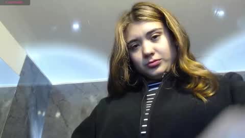 _jeessy online show from September 11, 2025, 4:34 am