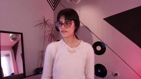  ...  online show from September 19, 2025, 7:36 pm