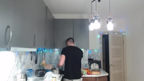 Snapshot of _joni_new_ chatting on December 31, 2024, 7:53 am Joni online show from December 31, 2024, 7:53 am