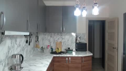 Snapshot of _joni_new_ chatting on January 17, 2025, 5:42 am Joni online show from January 17, 2025, 5:42 am