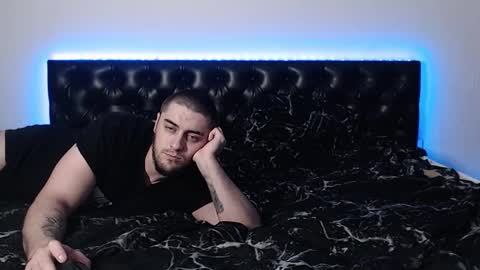 Snapshot of _joni_new_ chatting on September 30, 2025, 9:42 pm Joni online show from September 30, 2025, 9:42 pm