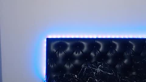 Snapshot of _joni_new_ chatting on October 30, 2025, 3:19 am Joni online show from October 30, 2025, 3:19 am