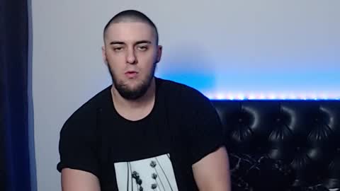 Snapshot of _joni_new_ chatting on November 3, 2025, 2:24 am Joni online show from November 3, 2025, 2:24 am