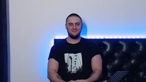 Snapshot of _joni_new_ chatting on November 6, 2025, 4:02 am Joni online show from November 6, 2025, 4:02 am