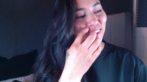 Snapshot of _joy_iva chatting on December 3, 2025, 8:18 pm joy online show from December 3, 2025, 8:18 pm