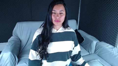 Snapshot of _joy_iva chatting on April 4, 2026, 10:40 pm joy online show from April 4, 2026, 10:40 pm