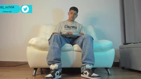 _juanes__ online show from January 17, 2025, 1:57 am