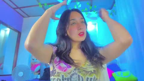 Snapshot of _julieta_love chatting on February 10, 2025, 7:49 pm julieta online show from February 10, 2025, 7:49 pm