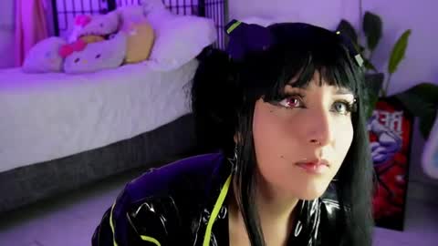 JULIANA online show from May 24, 2026, 8:25 pm