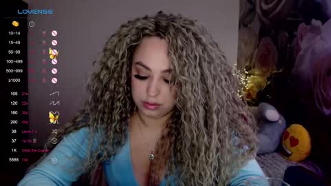 _just_a_queen_3 online show from March 7, 2025, 6:22 pm