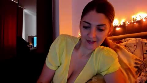 Snapshot of _just_a_simple_girl chatting on September 26, 2025, 10:41 am _just_a_simple_girl online show from September 26, 2025, 10:41 am