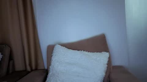 Snapshot of _just_a_simple_girl chatting on January 12, 2026, 1:49 pm _just_a_simple_girl online show from January 12, 2026, 1:49 pm