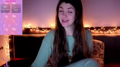 Snapshot of _just_a_simple_girl chatting on February 19, 2026, 3:13 am _just_a_simple_girl online show from February 19, 2026, 3:13 am