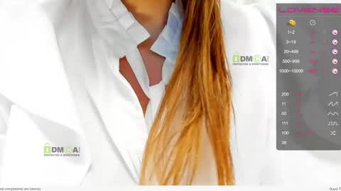 _justcallme_ online show from April 6, 2026, 8:21 pm