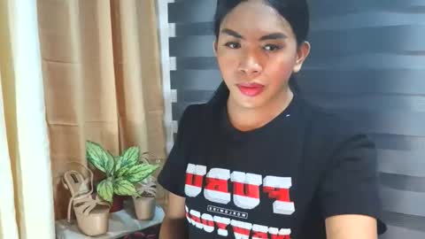 Snapshot of _karie_ chatting on October 31, 2025, 3:13 pm _karie_ online show from October 31, 2025, 3:13 pm