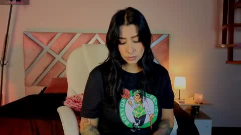 kelly online show from May 4, 2026, 12:23 pm