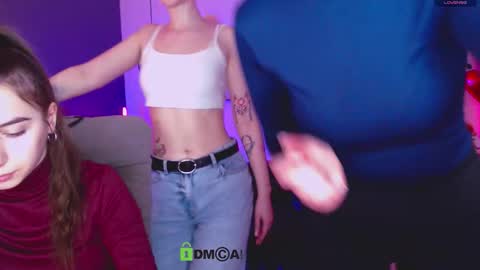 _kellykitten_ online show from March 10, 2026, 9:58 am