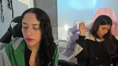 Snapshot of _khloe_sweet chatting on November 11, 2025, 8:42 pm khloe sweet online show from November 11, 2025, 8:42 pm