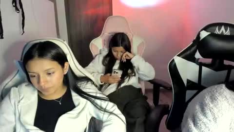 Snapshot of _khloe_sweet chatting on November 19, 2025, 11:27 pm khloe sweet online show from November 19, 2025, 11:27 pm