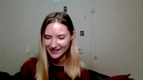 Snapshot of _kikiclark_ chatting on October 10, 2025, 8:52 pm _kikiclark_ online show from October 10, 2025, 8:52 pm