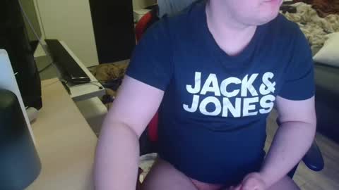 _kitsu_ online show from February 23, 2025, 4:24 pm