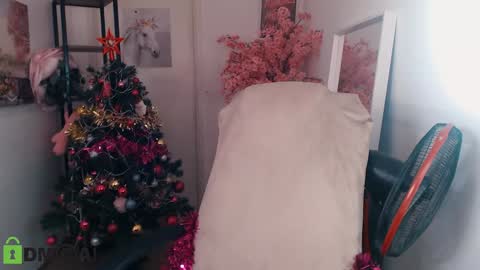 Snapshot of _kittyboo chatting on January 10, 2025, 10:28 am Aleksa online show from January 10, 2025, 10:28 am