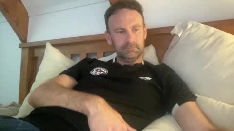 Kiwi online show from October 13, 2025, 10:43 pm