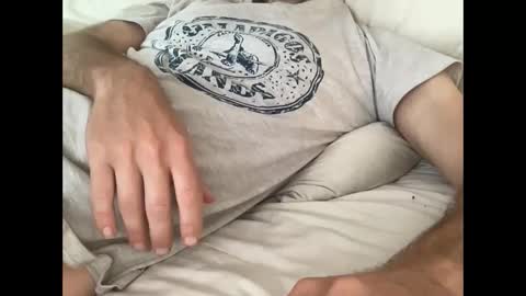 Kiwi online show from October 21, 2025, 9:48 pm