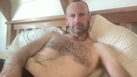 Kiwi online show from November 24, 2025, 2:00 am