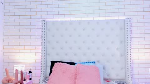 _krystal_cambell online show from February 17, 2026, 8:04 pm