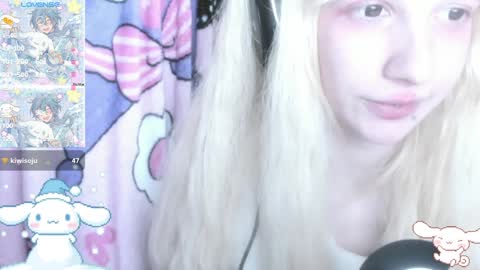 Snapshot of _kuroneeko_ chatting on December 15, 2024, 7:42 pm kuro online show from December 15, 2024, 7:42 pm