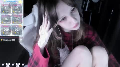 Snapshot of _kuroneeko_ chatting on November 25, 2025, 7:41 am kuro online show from November 25, 2025, 7:41 am