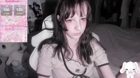  kuro  online show from March 9, 2026, 3:38 pm