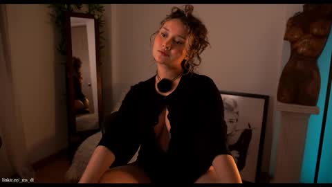 Not on OF Some stuff for sale  online show from January 9, 2026, 4:04 am